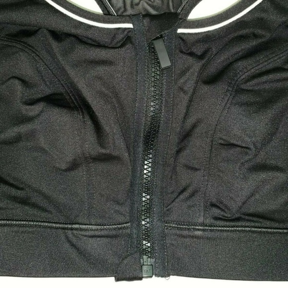 Livi Active Front Close No Wire Sport Bra Size 42C - Picture 3 of 10